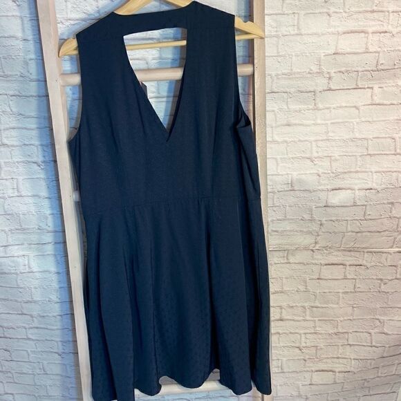 NWT Jack Wills Navy V-Neck A-Line Dress - Picture 4 of 5